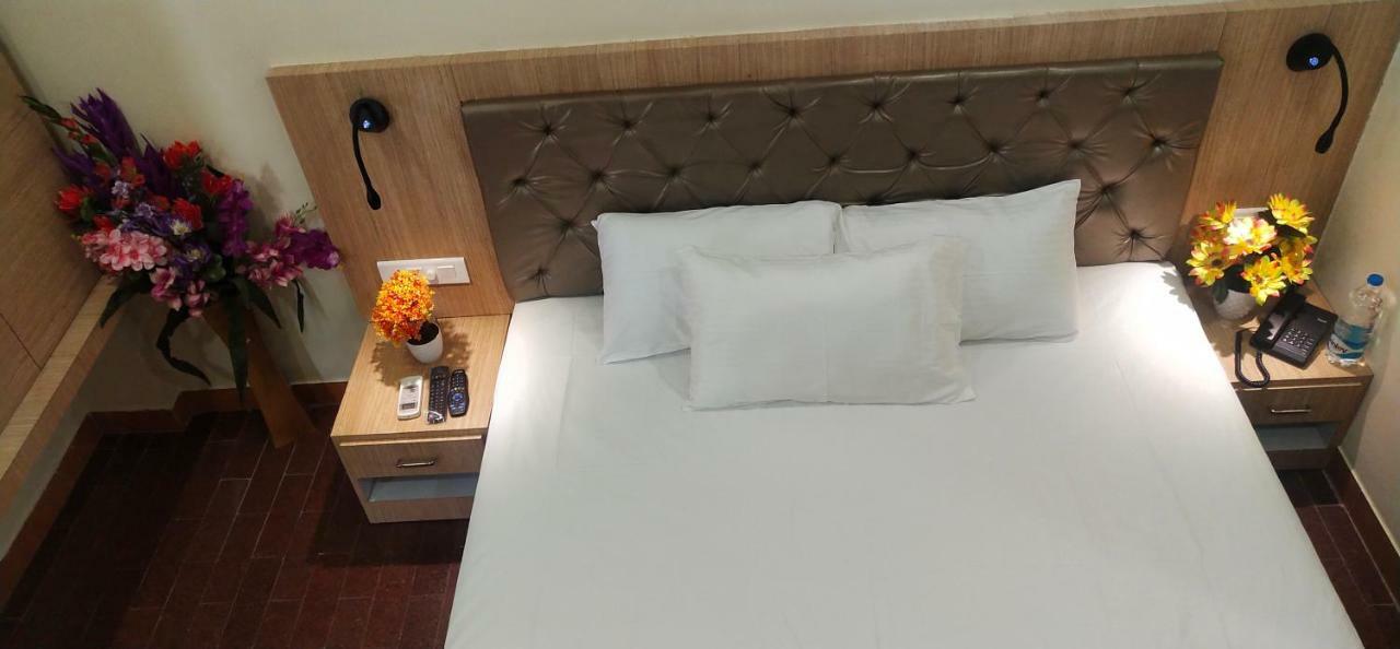 Amutham Residency Hotel Tiruchirappalli Eksteriør billede