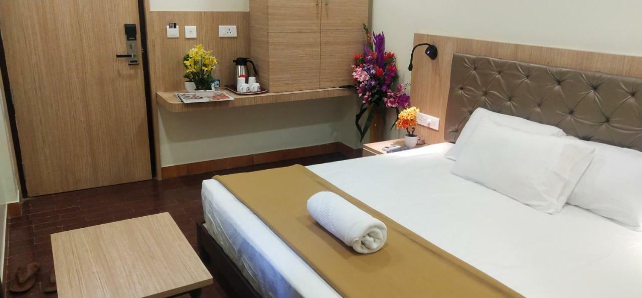 Amutham Residency Hotel Tiruchirappalli Eksteriør billede
